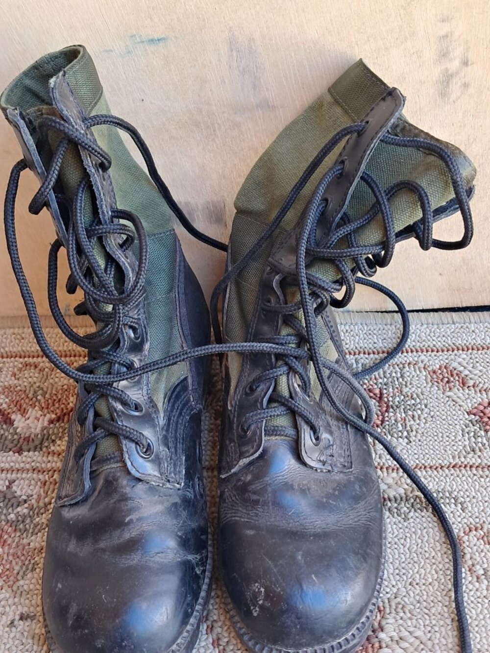 Youth Waterproof Work Boots Size 5R